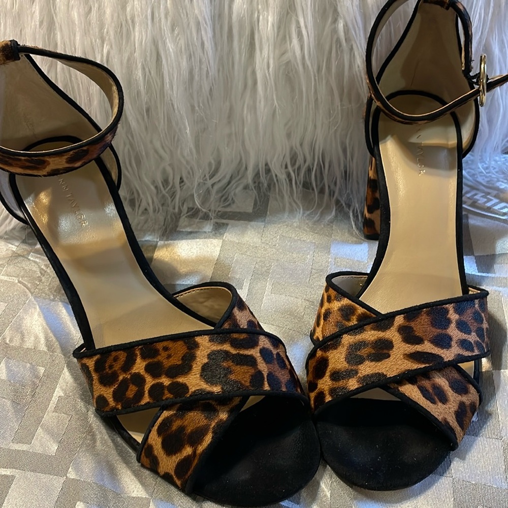 Ann Taylor, leather shoe size 8